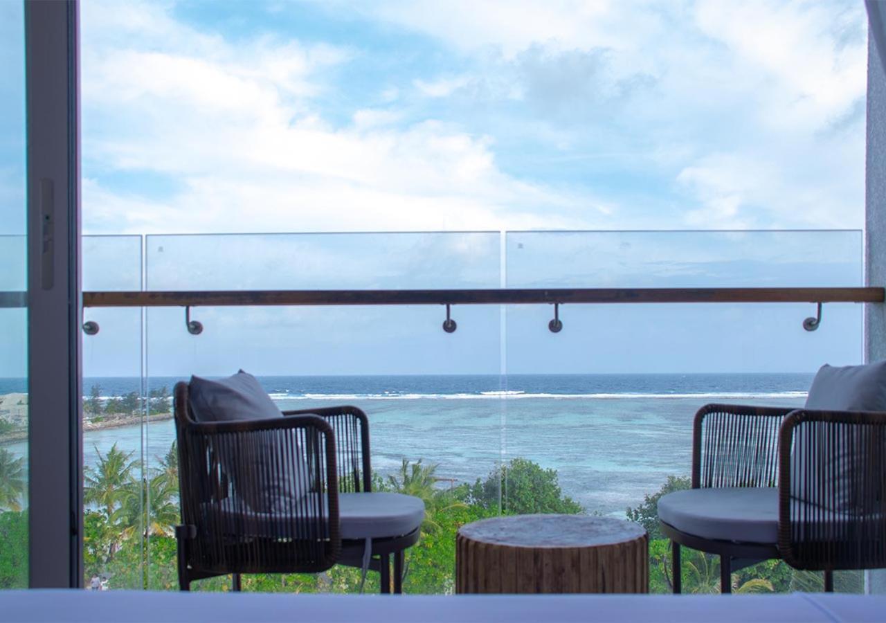 Stone Beach Club Dhiffushi Exterior photo